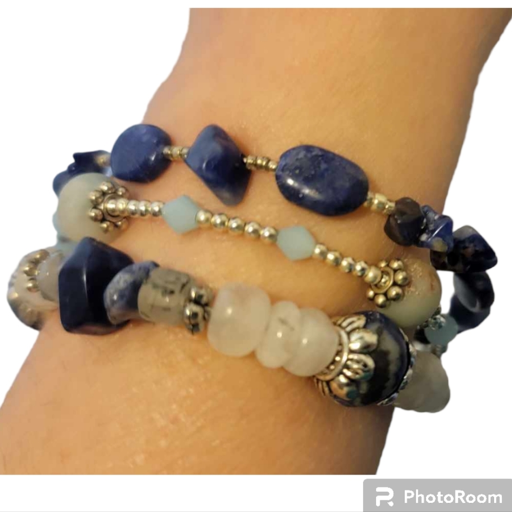 Triple wrap bracelet gemstone memory wire cuff